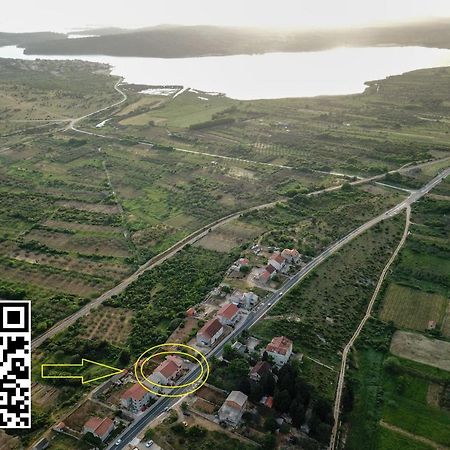 Apartment Nakic Vrpolje ภายนอก รูปภาพ