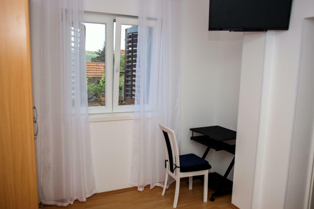 Apartment Nakic Vrpolje ภายนอก รูปภาพ