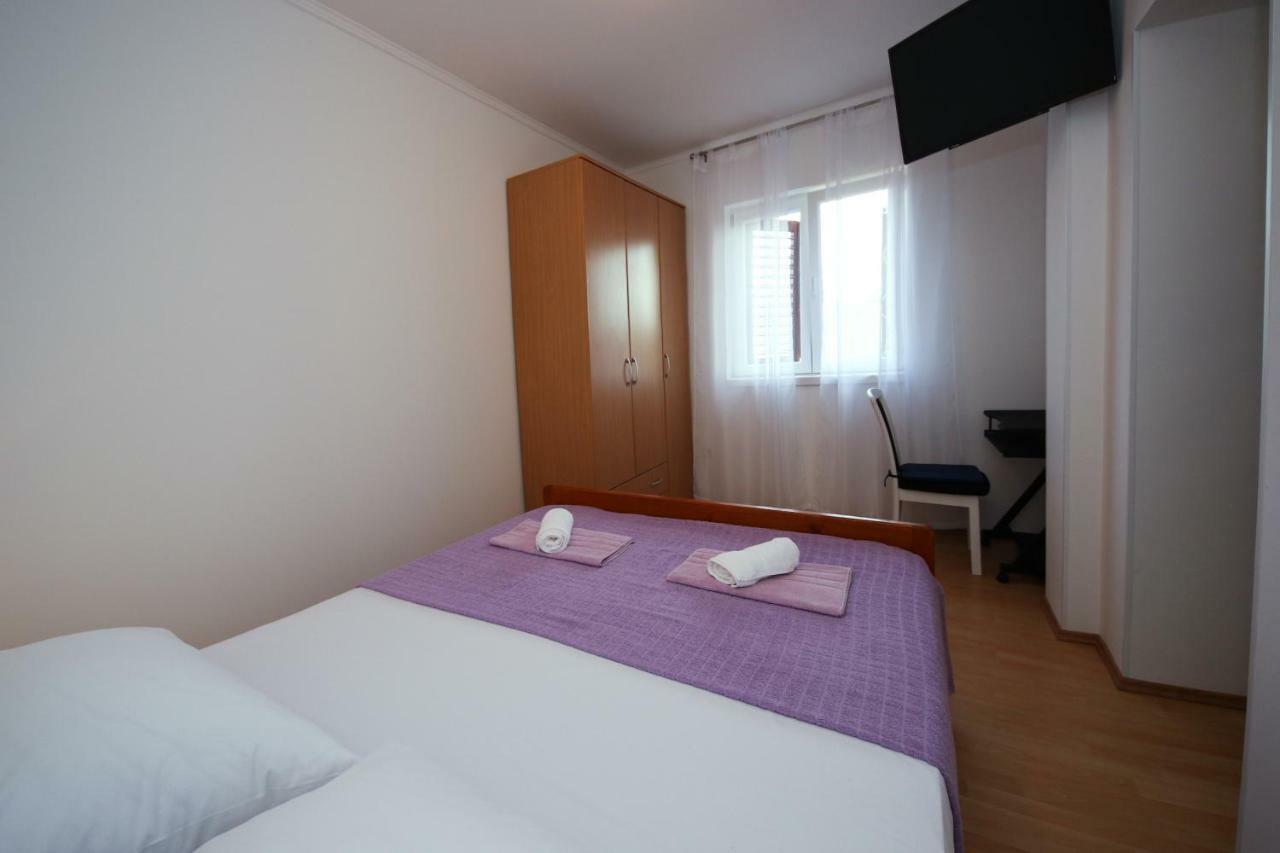 Apartment Nakic Vrpolje ภายนอก รูปภาพ